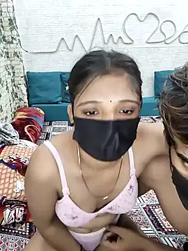 Aahanaaa online show from October 8, 2025, 7:32 am