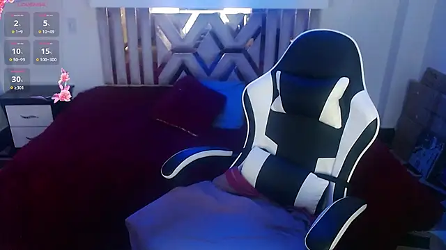 susan mooree online show from October 21, 2025, 5:18 am