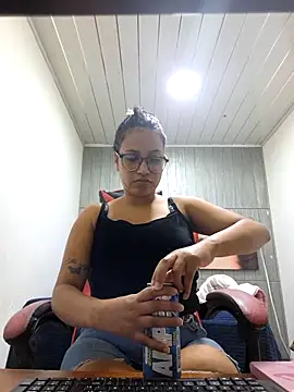 susan mooree online show from December 1, 2025, 7:15 pm