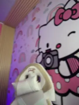 Snapshot of Megaan__More chatting on February 20, 2026, 6:19 am Megaan More online show from February 20, 2026, 6:19 am