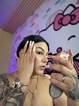 Snapshot of Megaan__More chatting on February 14, 2026, 2:56 am Megaan More online show from February 14, 2026, 2:56 am