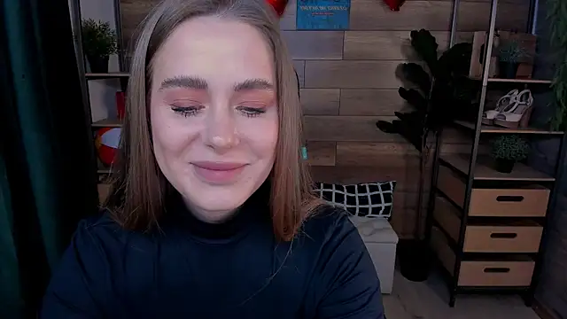 Marlyn love  online show from September 14, 2025, 1:22 pm