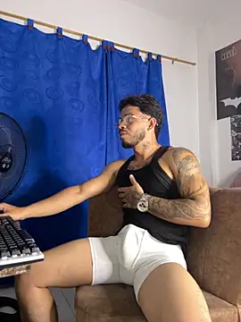 DavideVentura  online show from October 1, 2025, 3:00 am