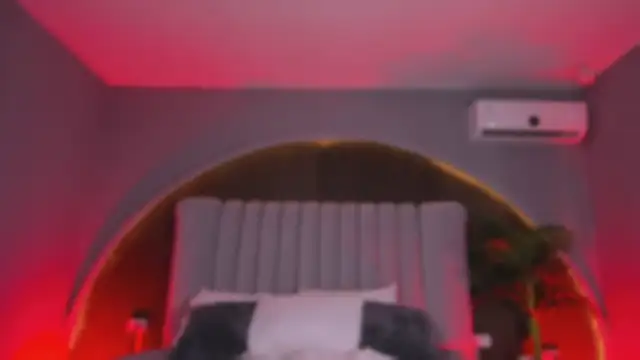 Snapshot of Isabellax21 chatting on February 10, 2026, 4:22 am Isabellax21 online show from February 10, 2026, 4:22 am