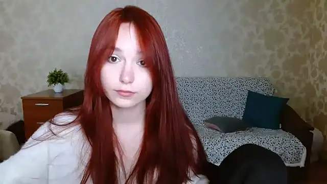 aFoxie online show from October 2, 2025, 6:44 pm