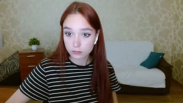 aFoxie online show from September 14, 2025, 11:05 pm