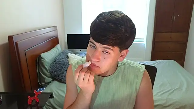 Snapshot of tightncuteass chatting on September 24, 2025, 9:43 pm tightncuteass online show from September 24, 2025, 9:43 pm