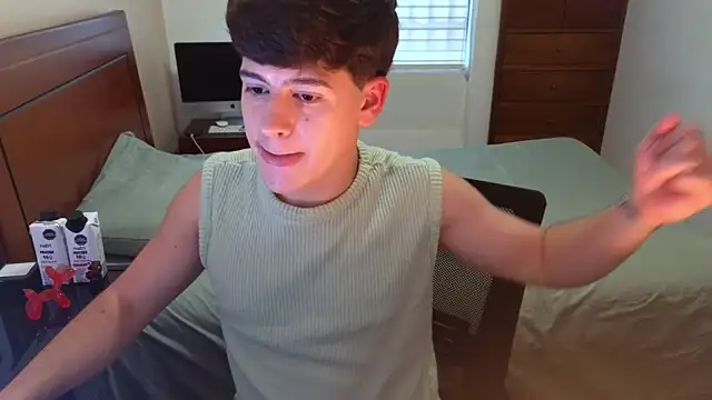 Snapshot of tightncuteass chatting on September 20, 2025, 10:26 pm tightncuteass online show from September 20, 2025, 10:26 pm