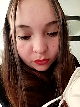 Lunna azul online show from September 25, 2025, 2:12 pm