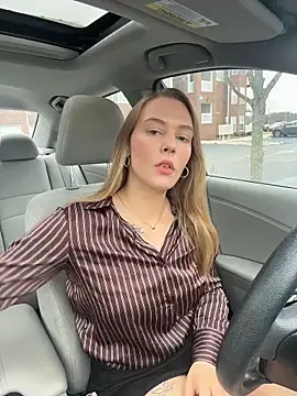 AllesandraLove online show from February 20, 2026, 8:55 pm