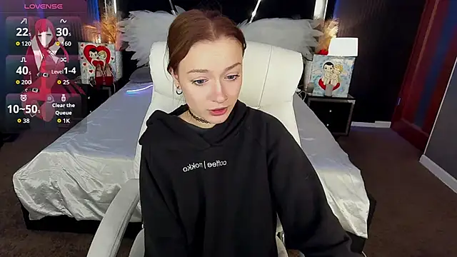 FoxyMayy online show from March 6, 2026, 2:34 pm