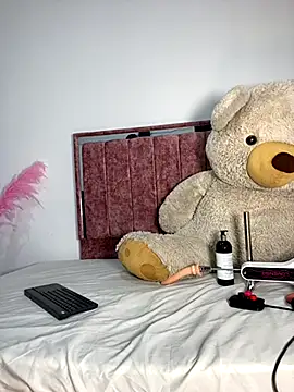 RebecaReslihx online show from September 21, 2025, 3:11 am