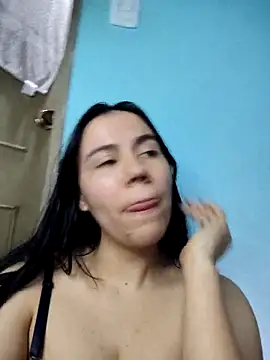 valen-sexx online show from November 28, 2025, 2:34 am