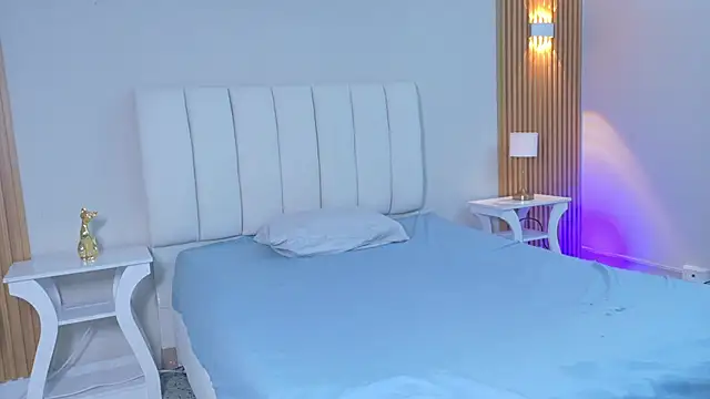 Snapshot of big-tyler chatting on February 3, 2026, 8:03 pm big-tyler online show from February 3, 2026, 8:03 pm