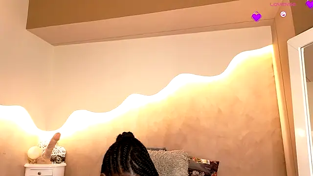 Kloee 12 online show from October 11, 2025, 12:06 pm