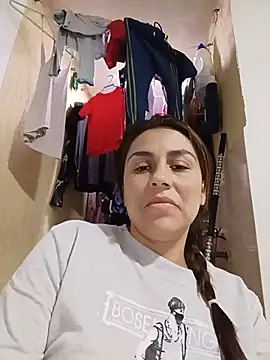 vanessa-titisM online show from July 28, 2026, 1:46 am