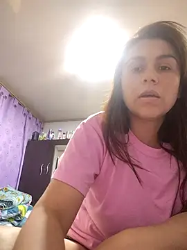 vanessa-titisM online show from April 26, 2026, 5:16 am