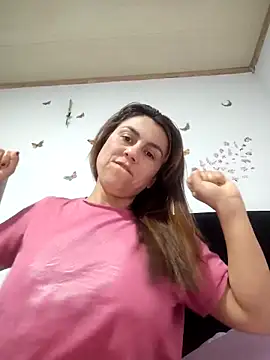 vanessa-titisM online show from April 30, 2026, 3:35 am