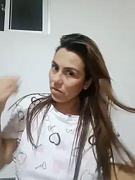 vanessa-titisM online show from July 5, 2026, 1:54 am