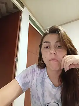 vanessa-titisM online show from July 30, 2026, 2:43 am