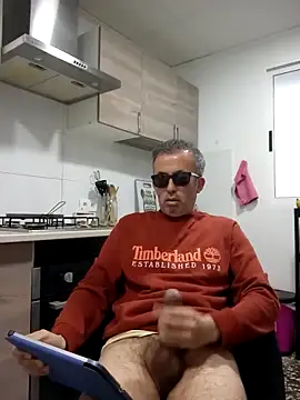 EmilioTaladdro online show from April 1, 2026, 6:04 am