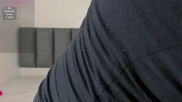 dulce mmg online show from November 1, 2025, 7:19 pm