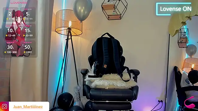 Snapshot of Im_Juaniito chatting on November 16, 2025, 8:35 pm Im Juaniito online show from November 16, 2025, 8:35 pm