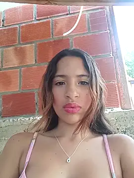 Sweet-Doncella online show from October 5, 2025, 12:40 pm