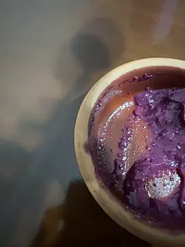 LAZ3R1 online show from October 2, 2025, 10:35 pm