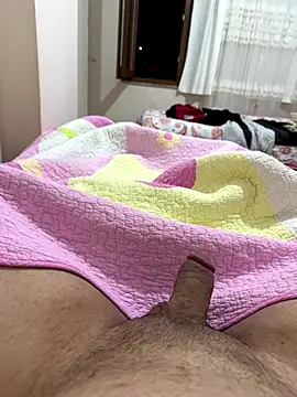 LAZ3R1 online show from September 11, 2025, 10:10 pm