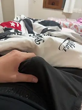 LAZ3R1 online show from September 26, 2025, 12:06 am