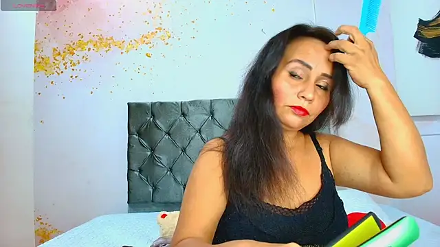 debora ortiz online show from November 6, 2025, 1:15 pm