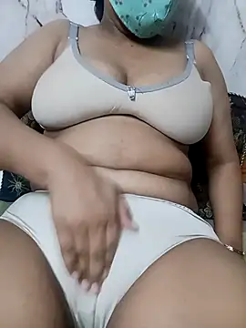 Sexy-Smilly- online show from September 11, 2025, 9:15 pm