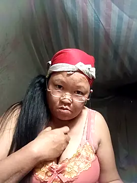 riso-00 online show from November 3, 2025, 10:52 am