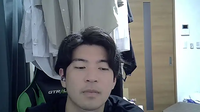 aokunvvv online show from September 30, 2025, 6:36 pm