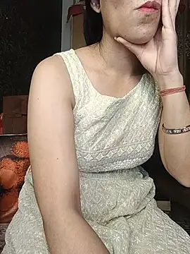 Neha Singh92 online show from July 16, 2026, 5:54 pm