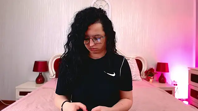 Missy Skye online show from March 27, 2026, 7:28 am