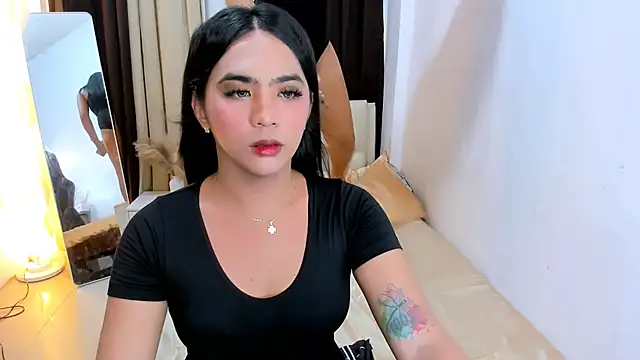 FrancineXMarie online show from September 18, 2025, 10:29 am