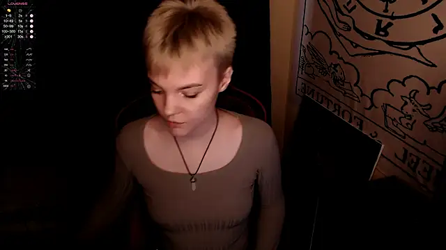 Snapshot of KrisNeal chatting on November 2, 2025, 9:58 am KrisNeal online show from November 2, 2025, 9:58 am