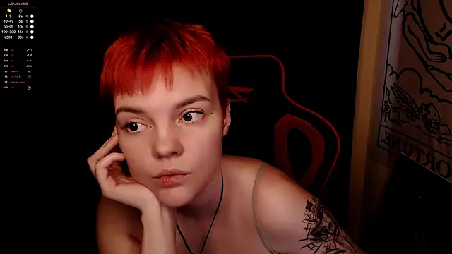 Snapshot of KrisNeal chatting on November 5, 2025, 10:07 am KrisNeal online show from November 5, 2025, 10:07 am