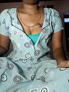 Tamil Kavitha online show from February 11, 2026, 5:40 am