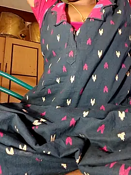 Tamil Kavitha online show from March 4, 2026, 5:37 am