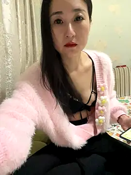 Snapshot of xiuchun100 chatting on October 15, 2025, 12:13 pm xiuchun100 online show from October 15, 2025, 12:13 pm