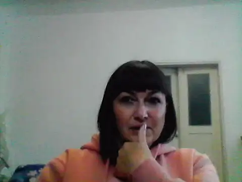 Snapshot of MariannaLove759 chatting on October 14, 2025, 5:30 am MariannaLove759 online show from October 14, 2025, 5:30 am