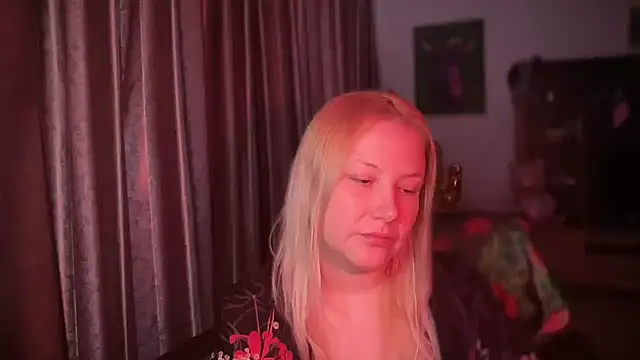 BikiHellena online show from June 30, 2026, 8:58 am