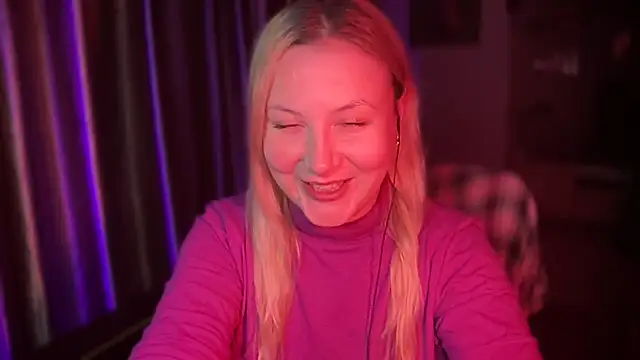 BikiHellena online show from December 5, 2025, 1:49 am