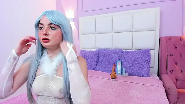 Ashleypetit online show from November 21, 2025, 12:26 pm