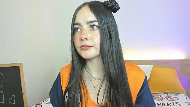 Snapshot of Ashleypetit chatting on June 4, 2026, 1:38 pm Ashleypetit online show from June 4, 2026, 1:38 pm