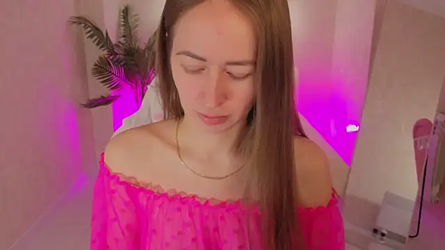 bella li   online show from February 5, 2026, 1:34 am