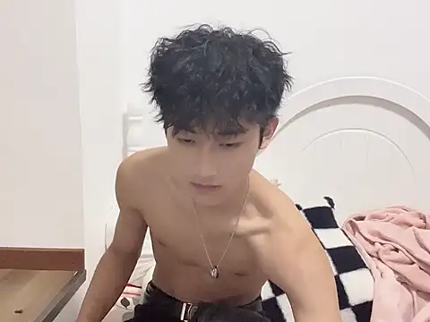 yangyang-2563 online show from September 11, 2025, 2:28 pm